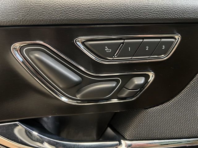 Used 2020 Lincoln Corsair Reserve w/ Equipment Group 202A image 20