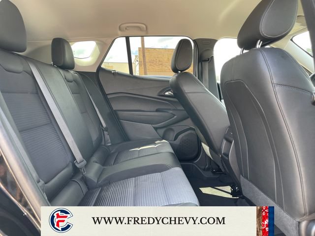 Used 2025 Chevrolet Trax LT FWD image 35