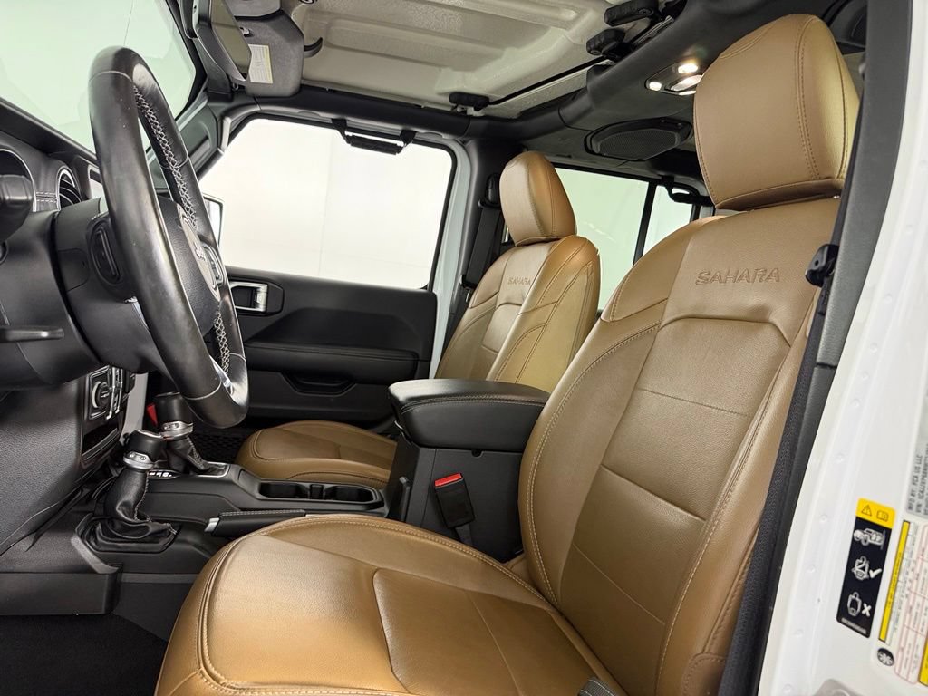 Used 2022 Jeep Wrangler Unlimited Sahara w/ Cold Weather Group AWD/4WD image 24