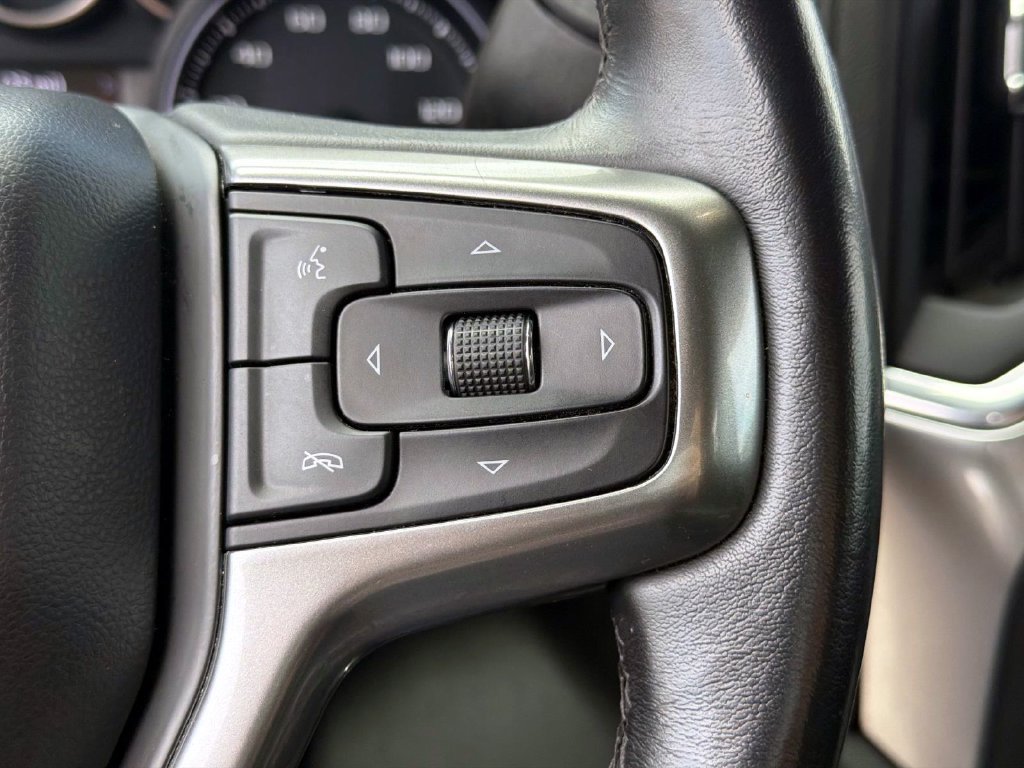 Used 2020 Chevrolet Silverado 1500 LT Trail Boss AWD/4WD image 27