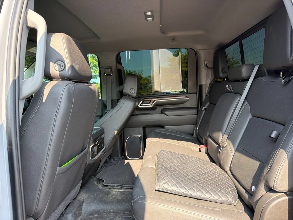 Used 2024 GMC Sierra 2500 SLT w/ SLT Premium Package AWD/4WD image 7