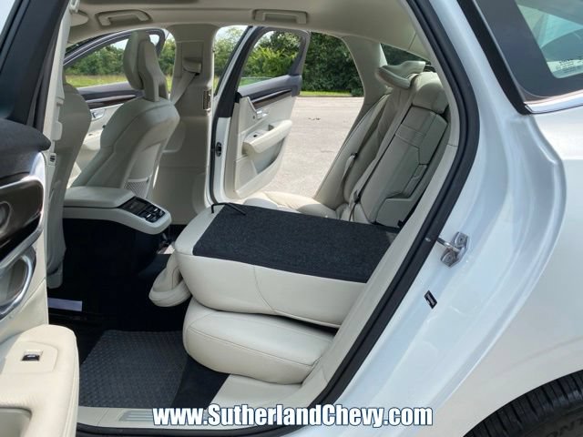 Used 2017 Volvo S90 T5 Momentum w/ Convenience Package FWD image 36