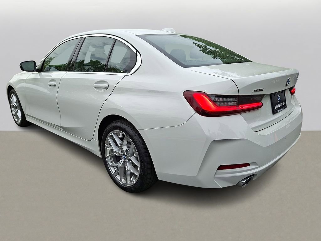 Certified 2025 BMW 330i xDrive Sedan AWD/4WD image 5