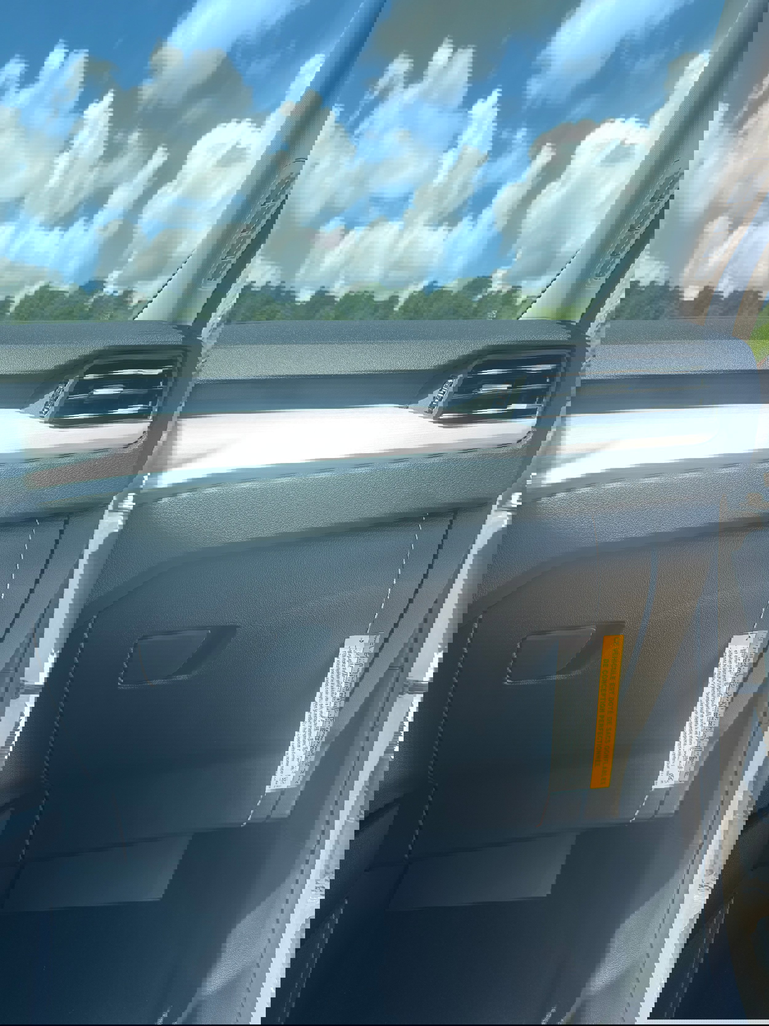 Used 2024 Ford Escape Platinum image 19