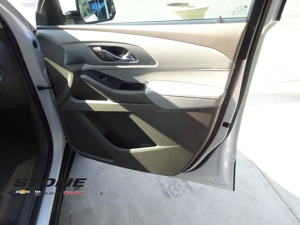 Used 2019 Chevrolet Traverse LT image 31