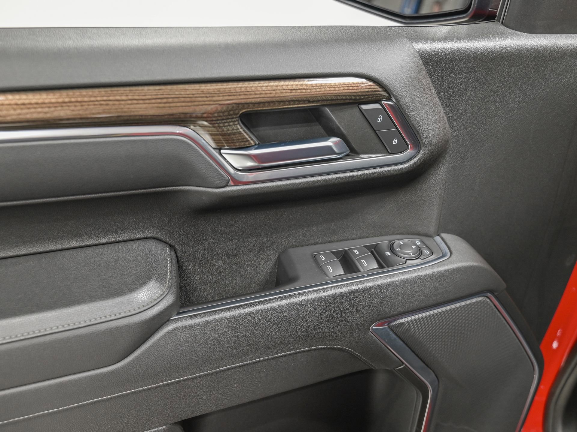 Used 2023 Chevrolet Silverado 1500 LT Trail Boss w/ Protection Package image 13