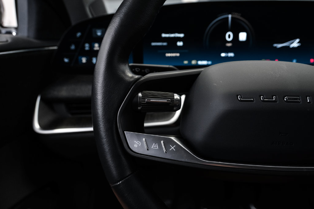Used 2025 Lucid Air Touring AWD/4WD image 15