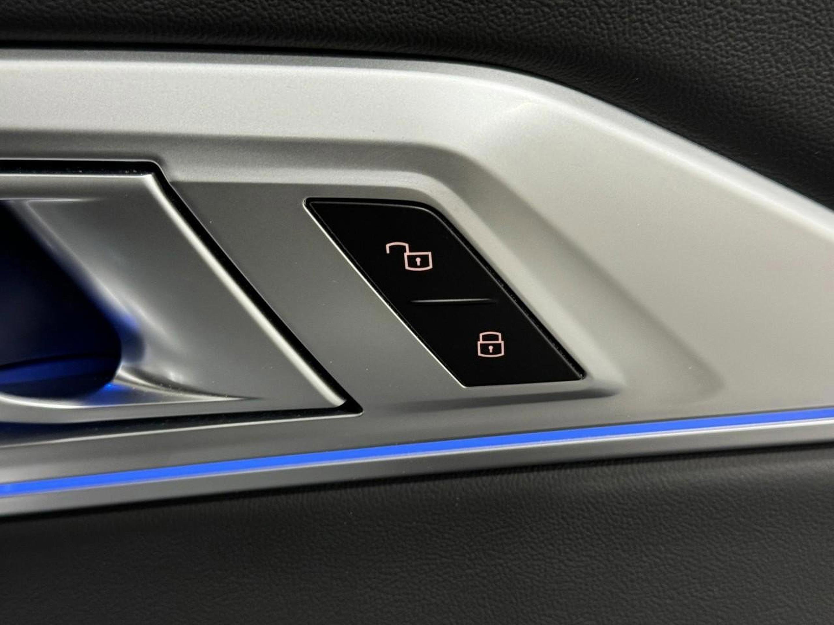 New 2026 BMW XM Label Red image 20