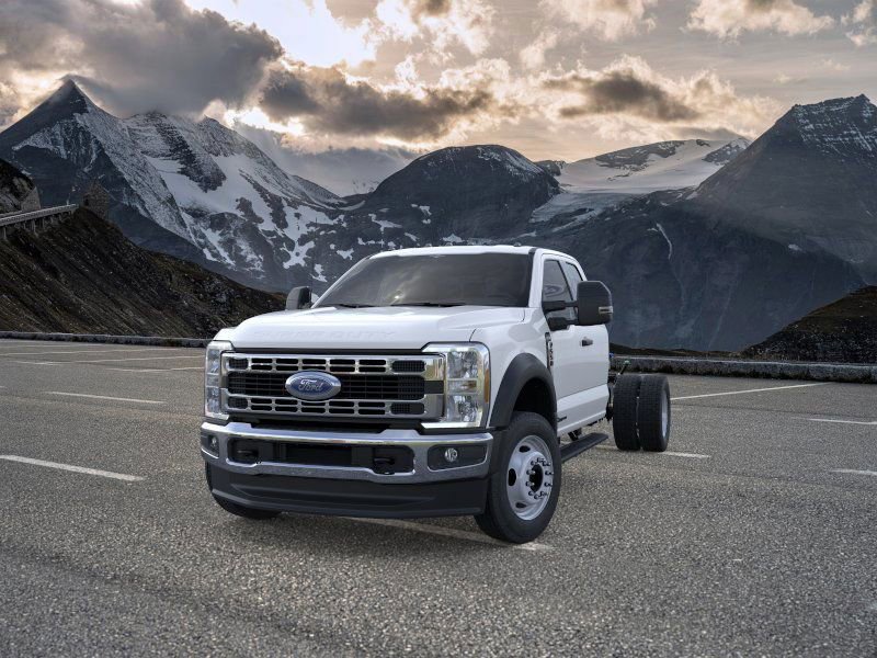 New 2026 Ford F550 4x4 Supercab Super Duty image 3