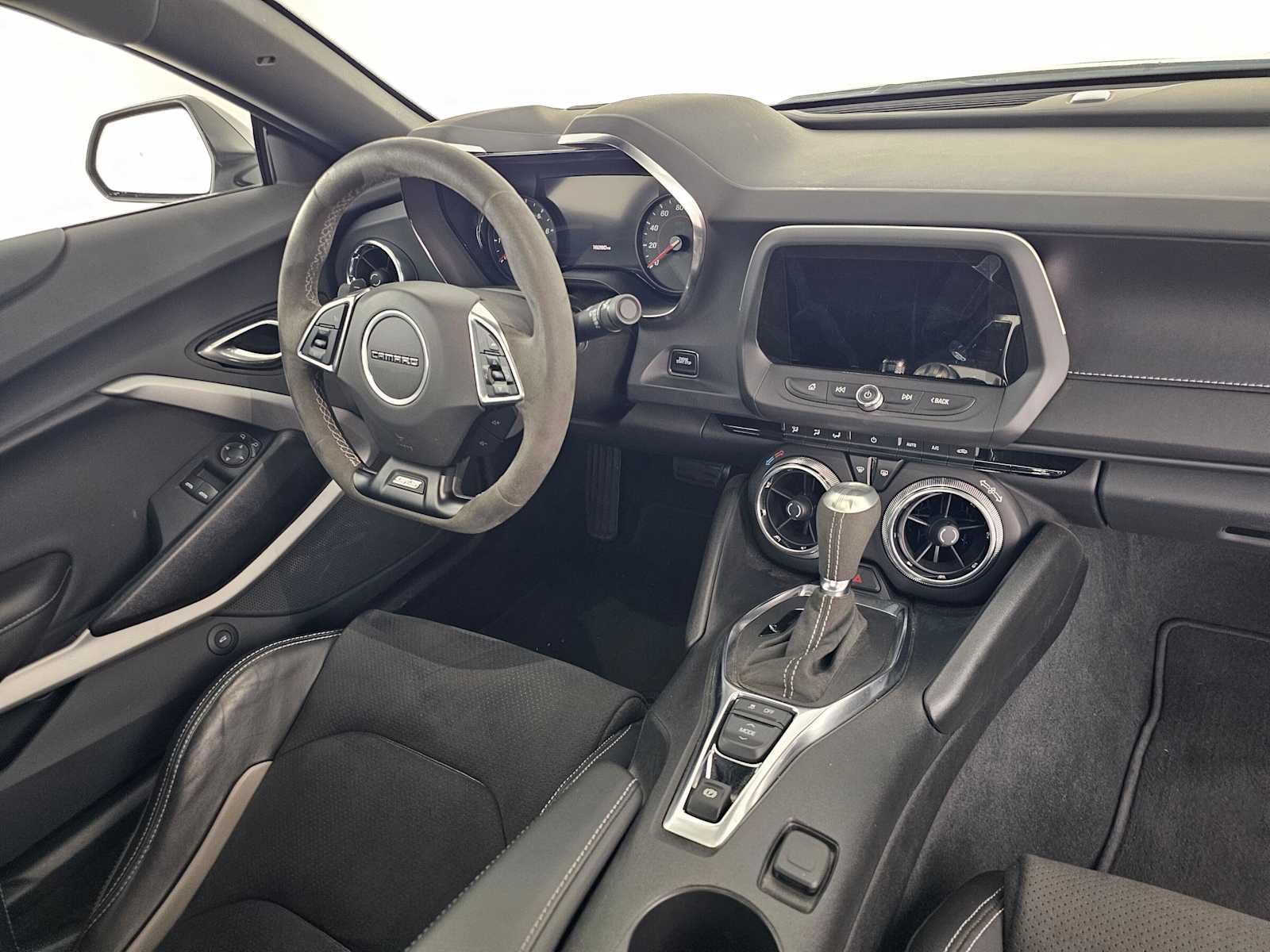 Used 2023 Chevrolet Camaro SS RWD image 11