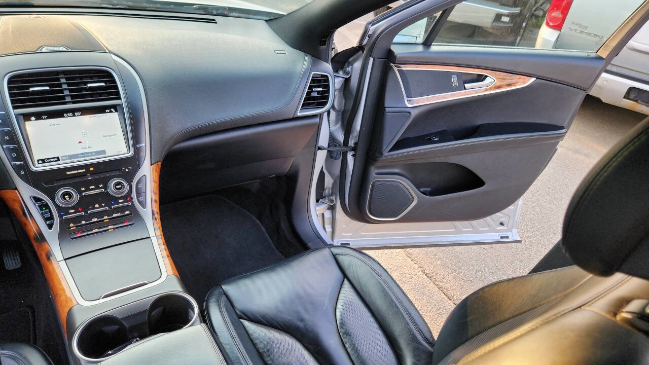 Used 2016 Lincoln MKX Select w/ Select Plus Package image 31