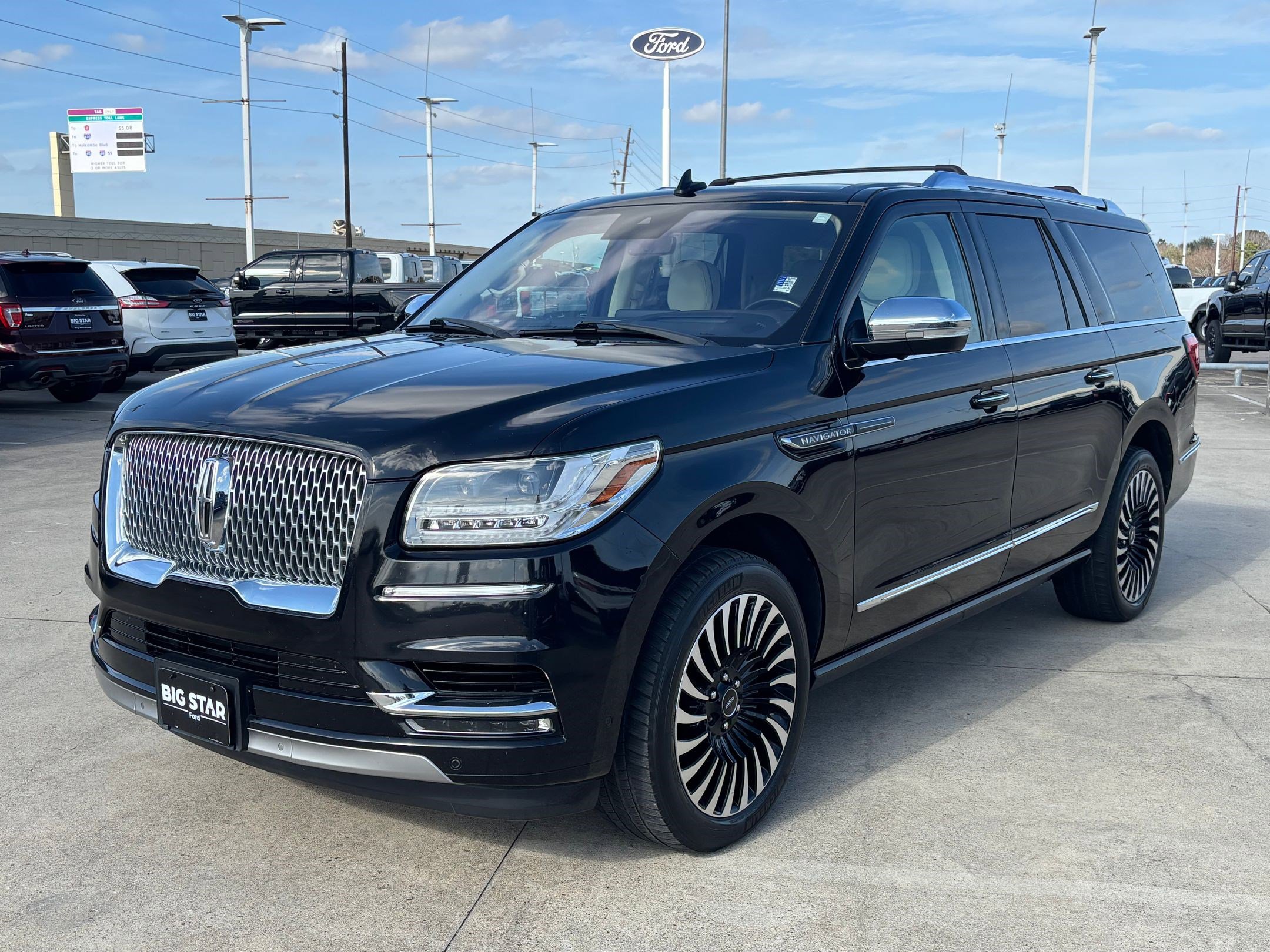 Used 2020 Lincoln Navigator L Black Label w/ Cargo Convenience Package image 8