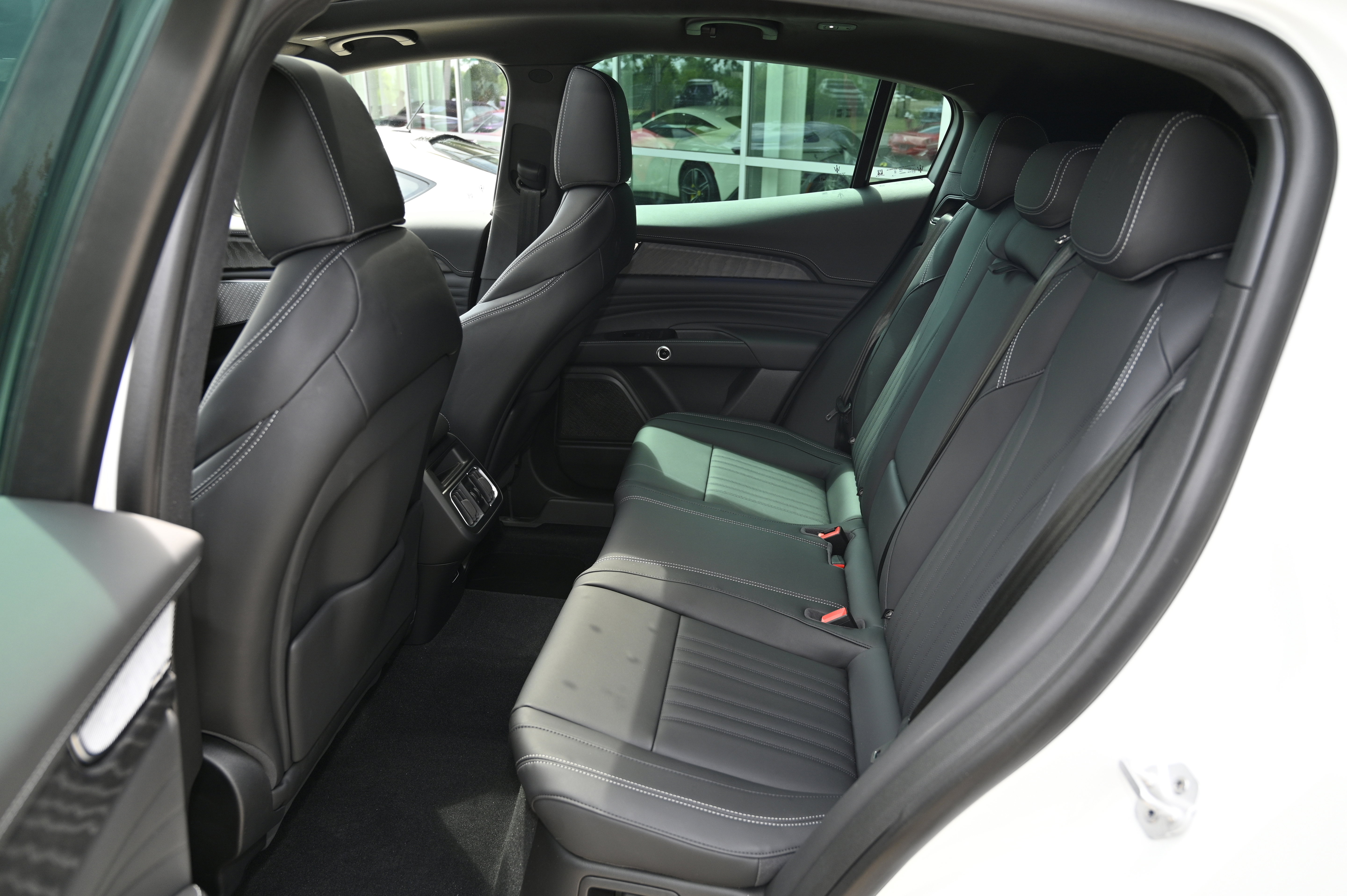 New 2025 Maserati Grecale GT image 37