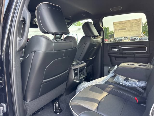 New 2026 RAM 2500 Laramie AWD/4WD image 9