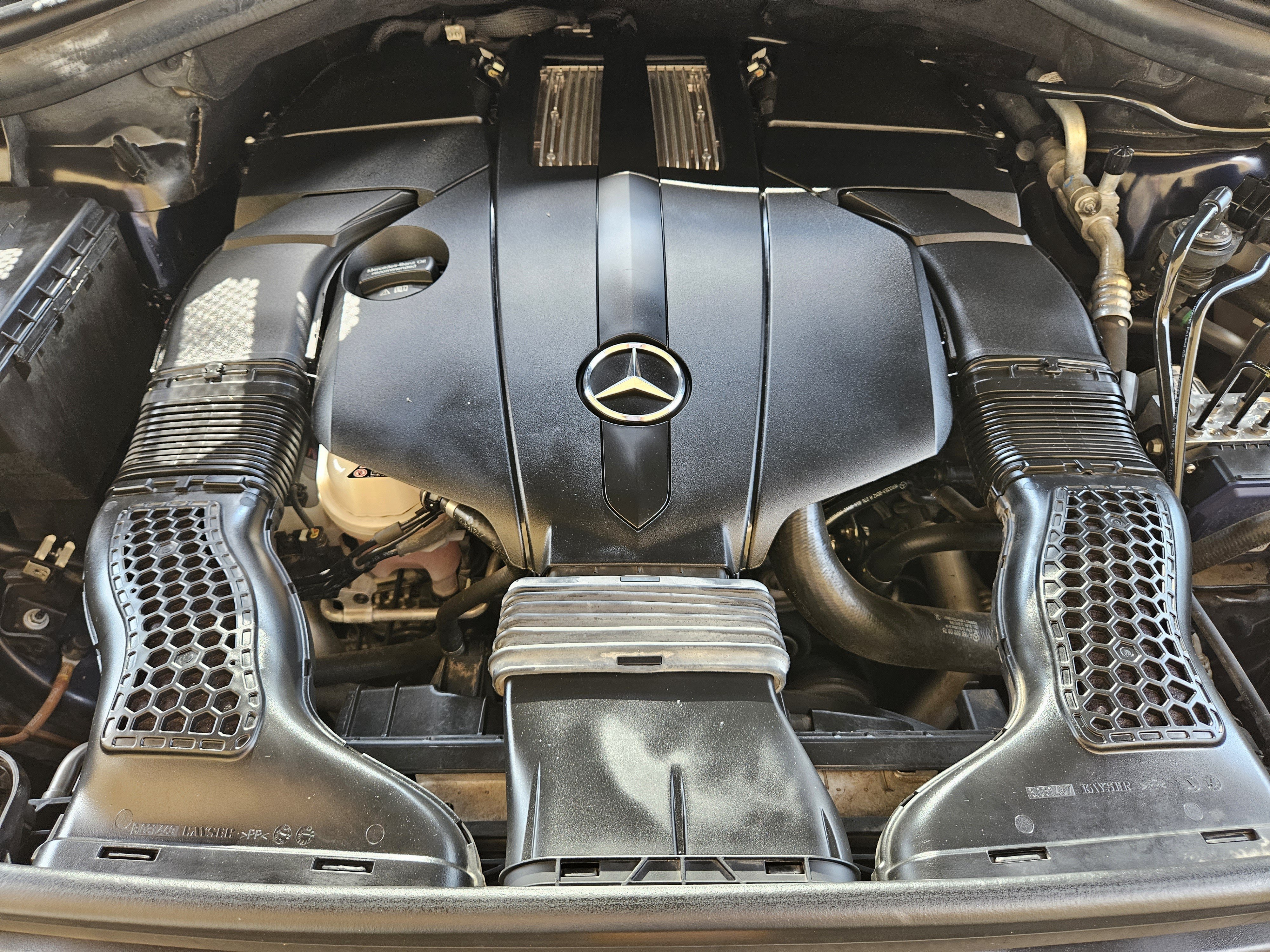 Used 2019 Mercedes-Benz GLS 450 4MATIC image 32