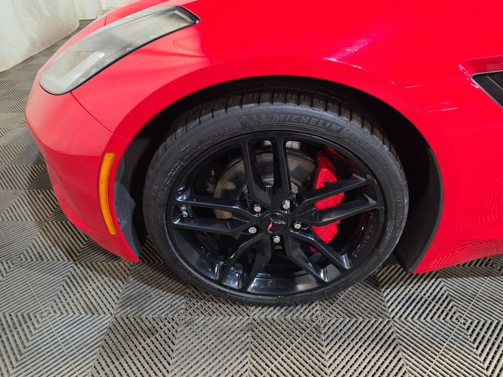 Used 2019 Chevrolet Corvette Stingray Coupe w/ 2LT Preferred Equipment Group RWD image 18