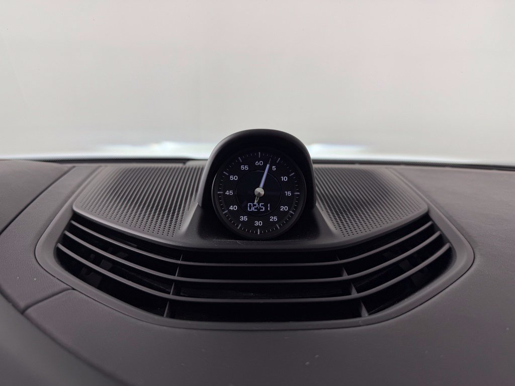 Certified 2023 Porsche Taycan 4S AWD/4WD image 32