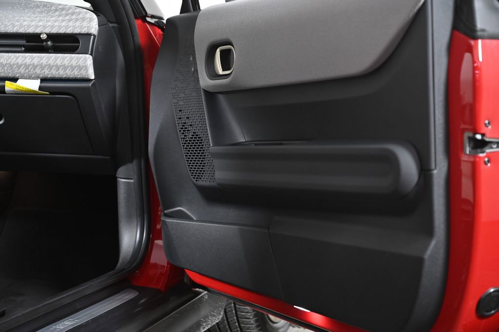 Certified 2025 MINI Cooper S image 28