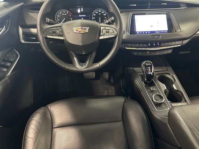 Used 2023 Cadillac XT4 Premium Luxury image 18