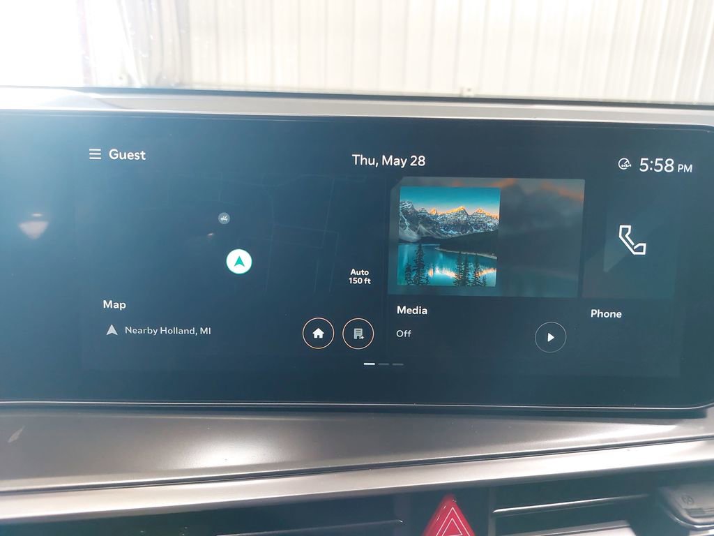 Used 2025 Kia Sorento S w/ Panoramic Sunroof Package FWD image 40