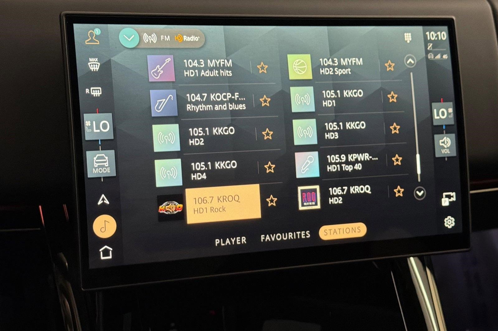 Used 2025 Land Rover Range Rover Sport SE image 24