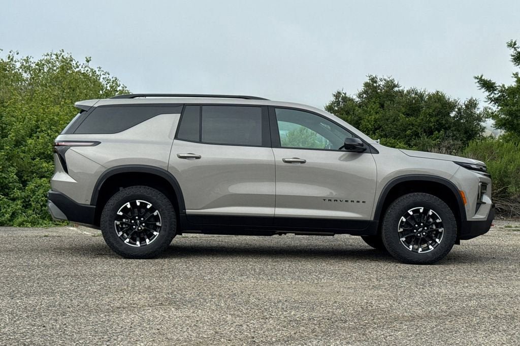 New 2026 Chevrolet Traverse Z71 AWD/4WD image 3
