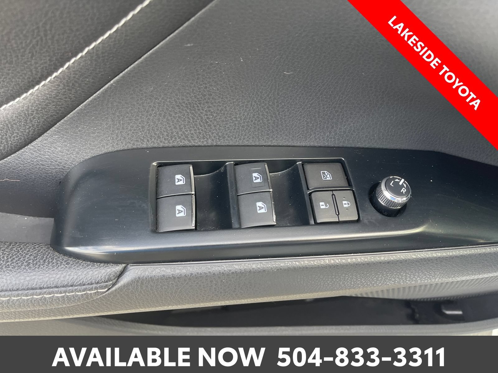 Used 2018 Toyota Camry XSE FWD image 23