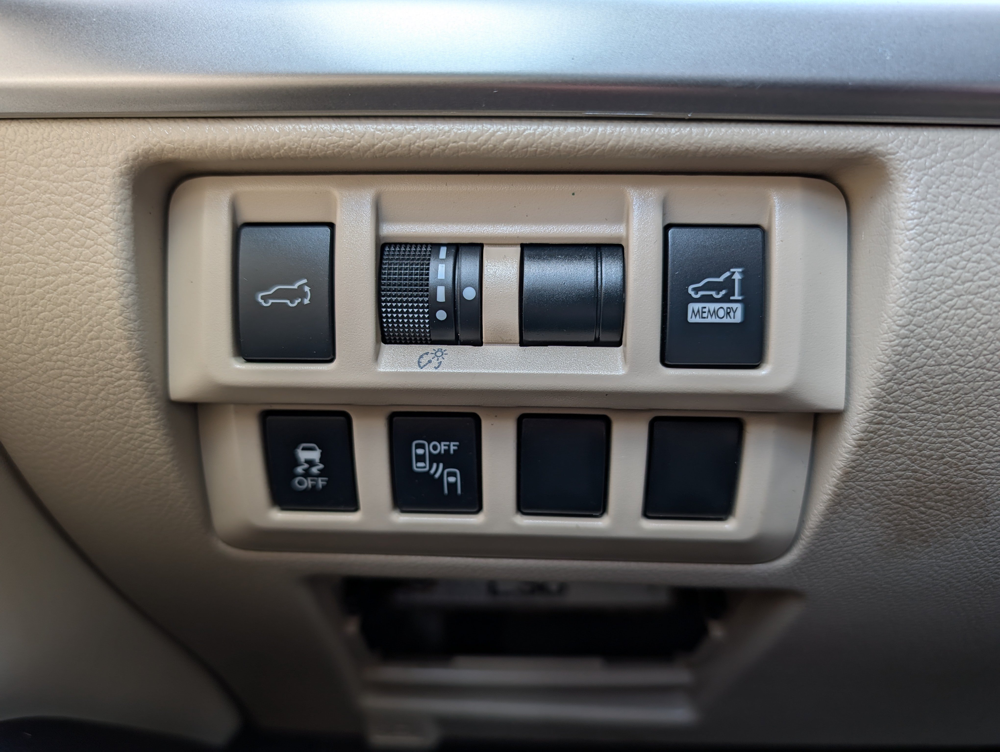 Used 2018 Subaru Outback 2.5i Limited AWD/4WD image 25