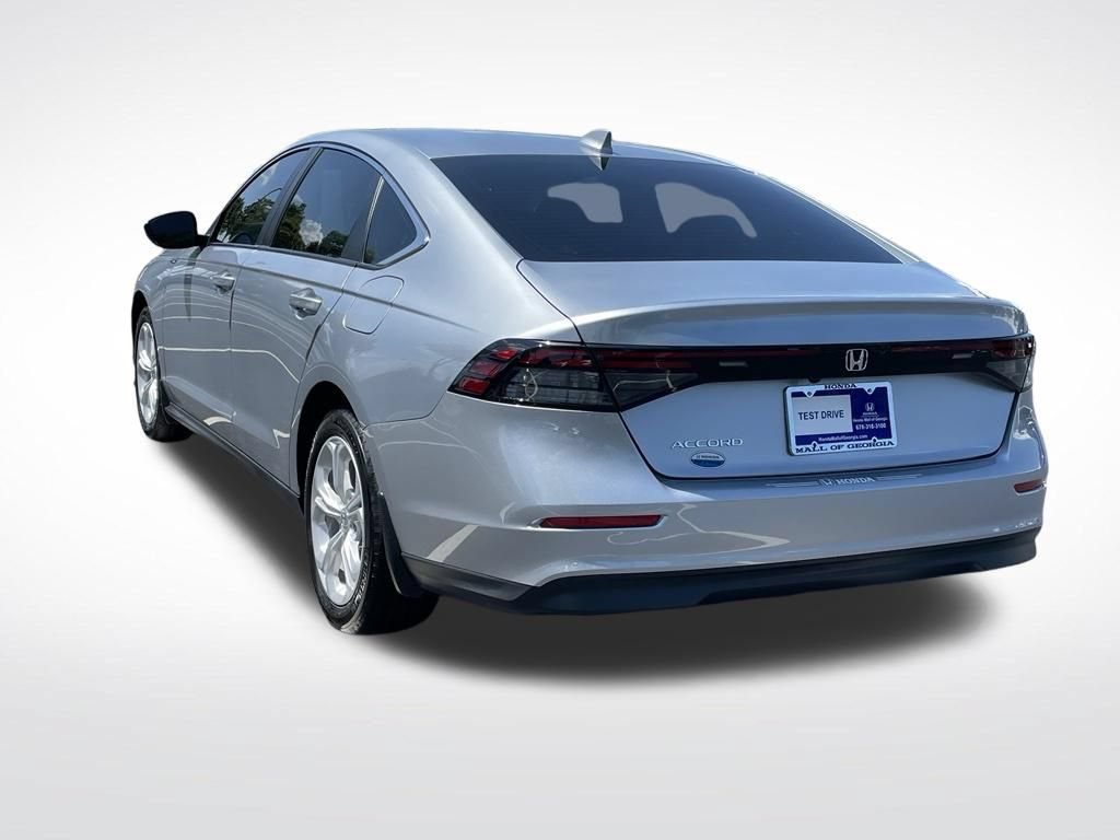 Certified 2025 Honda Accord LX image 8