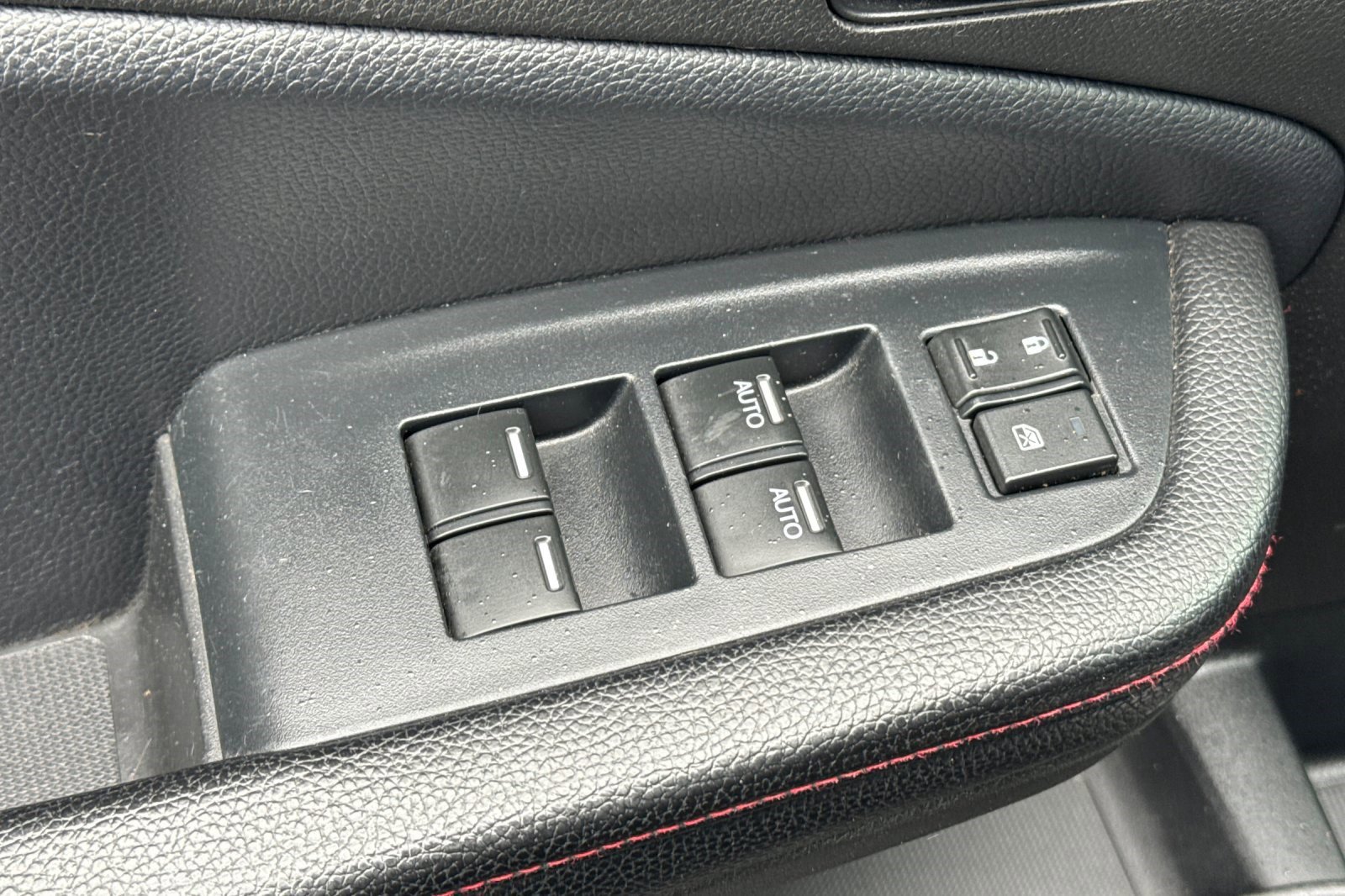 Used 2022 Honda Pilot Black Edition image 13