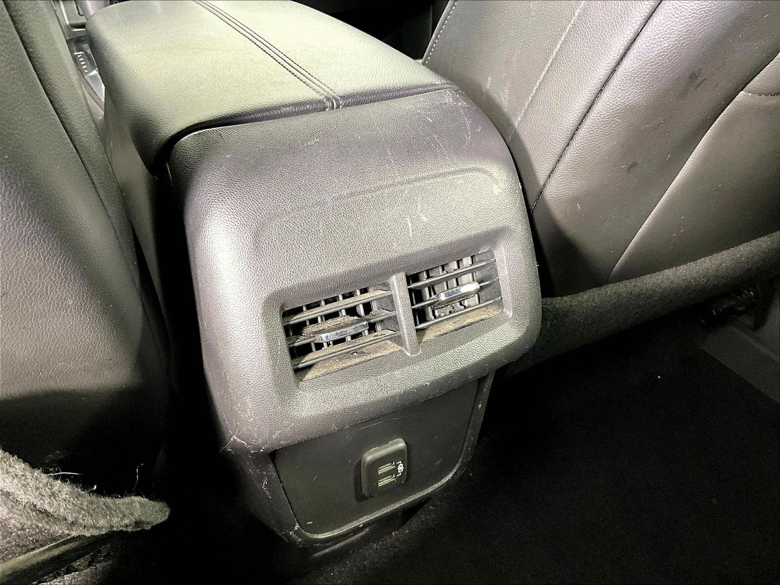 Used 2019 Chevrolet Equinox Premier FWD image 10