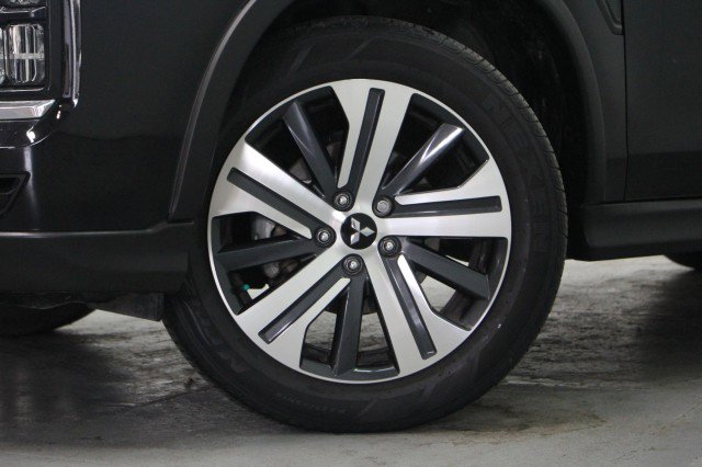 Used 2021 Mitsubishi Outlander Sport ES image 3