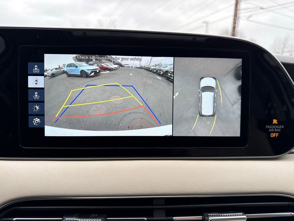 Used 2021 Hyundai Palisade Calligraphy w/ Winter Package image 32