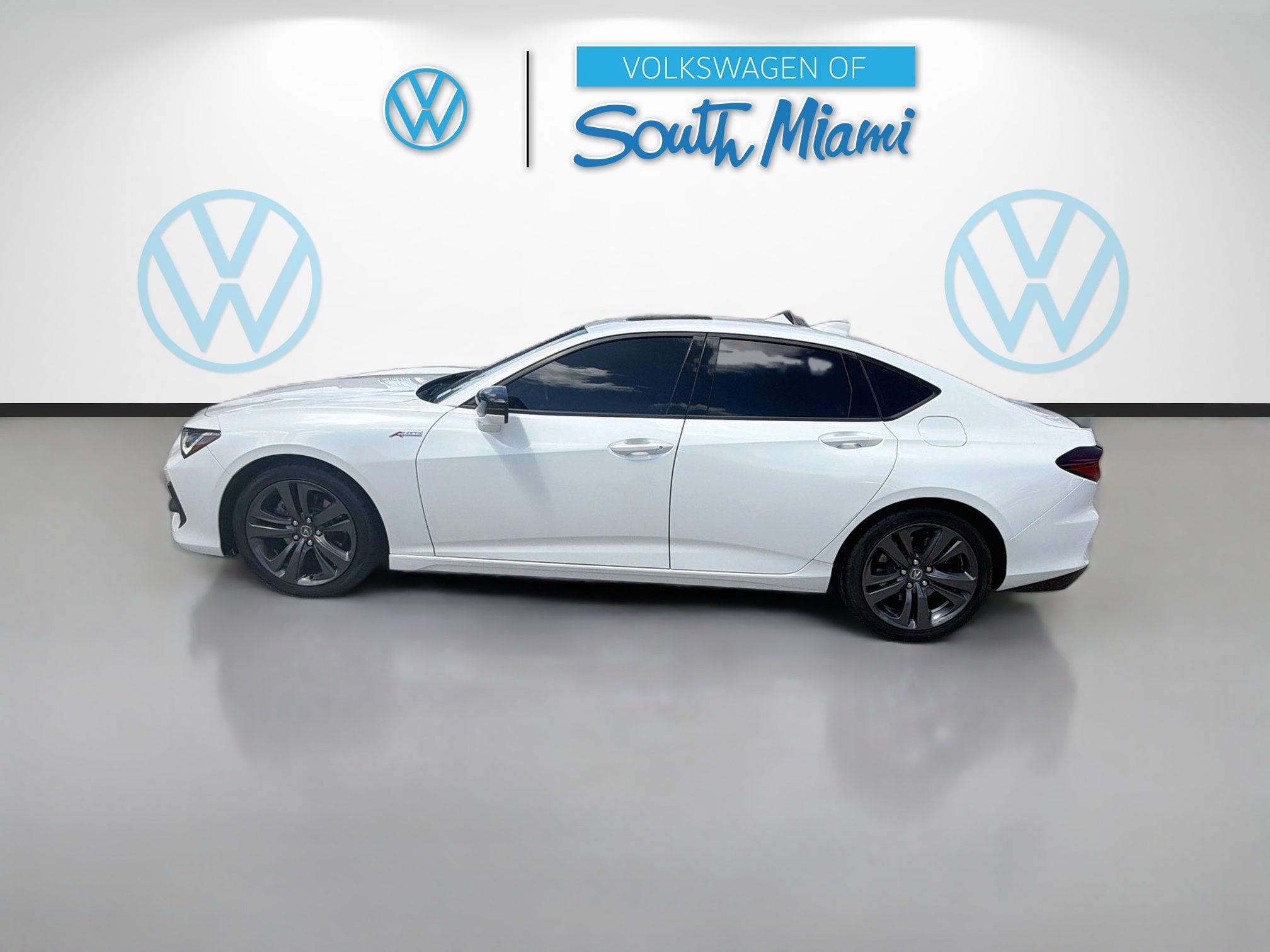 Used 2023 Acura TLX w/ A-SPEC Pkg FWD image 4
