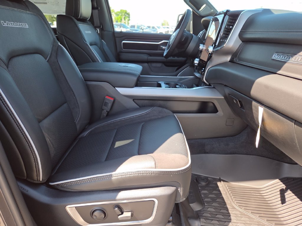 New 2027 RAM 1500 Laramie w/ Night Edition RWD image 15
