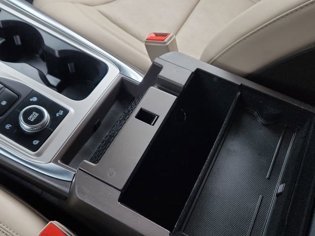 Used 2020 Ford Explorer Platinum w/ Premium Technology Package image 50