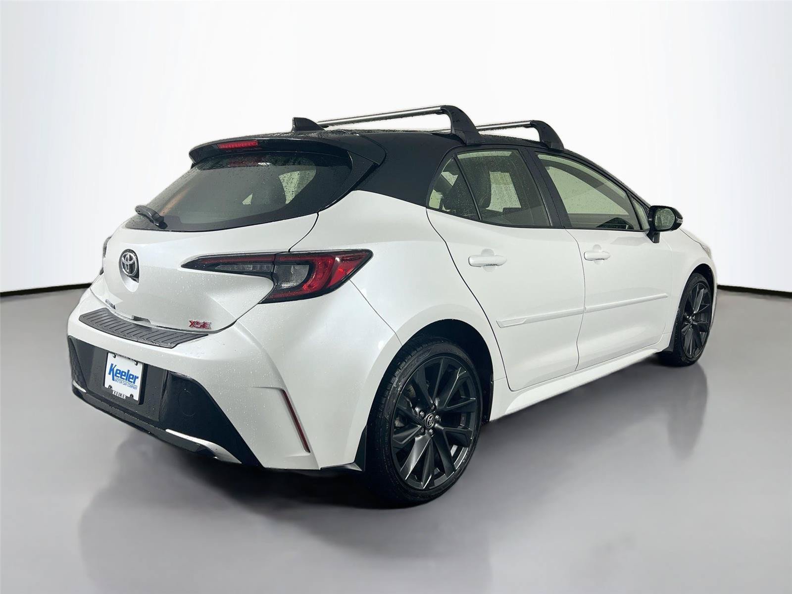 Used 2025 Toyota Corolla XSE FWD image 6