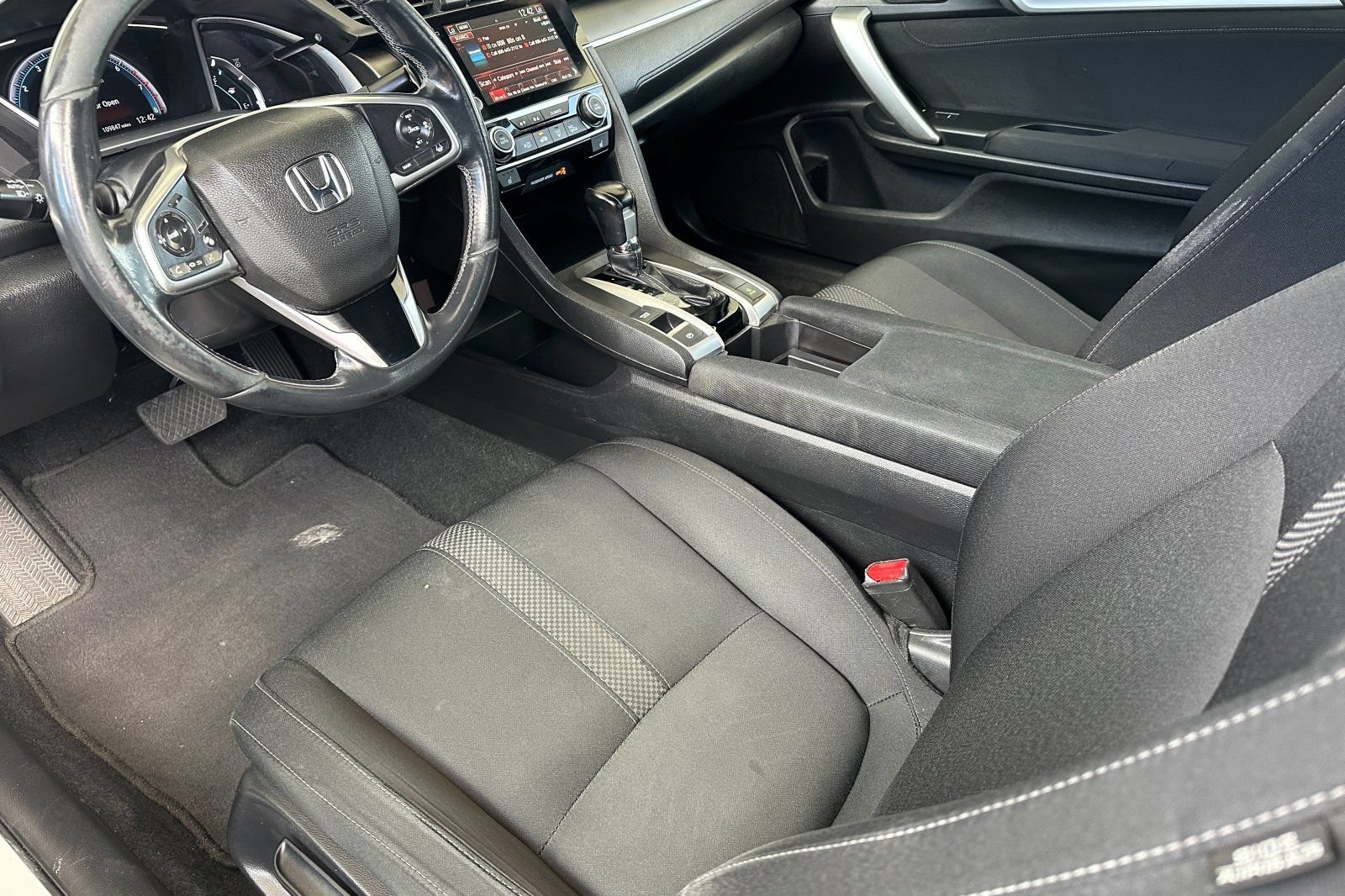 Used 2019 Honda Civic EX image 10