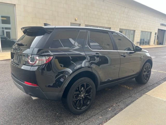 Used 2019 Land Rover Discovery Sport HSE AWD/4WD image 4