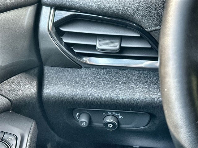Certified 2023 Chevrolet Traverse LT image 18