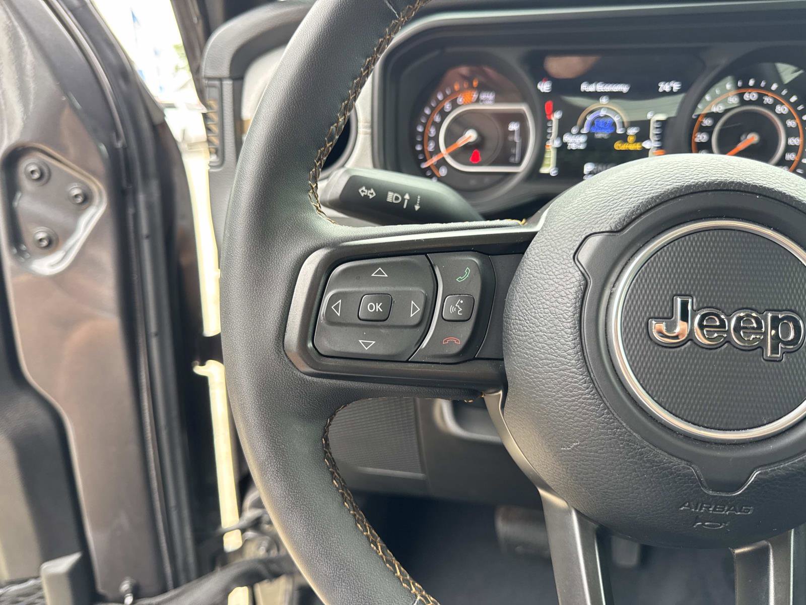 Used 2024 Jeep Wrangler Unlimited Sport AWD/4WD image 22