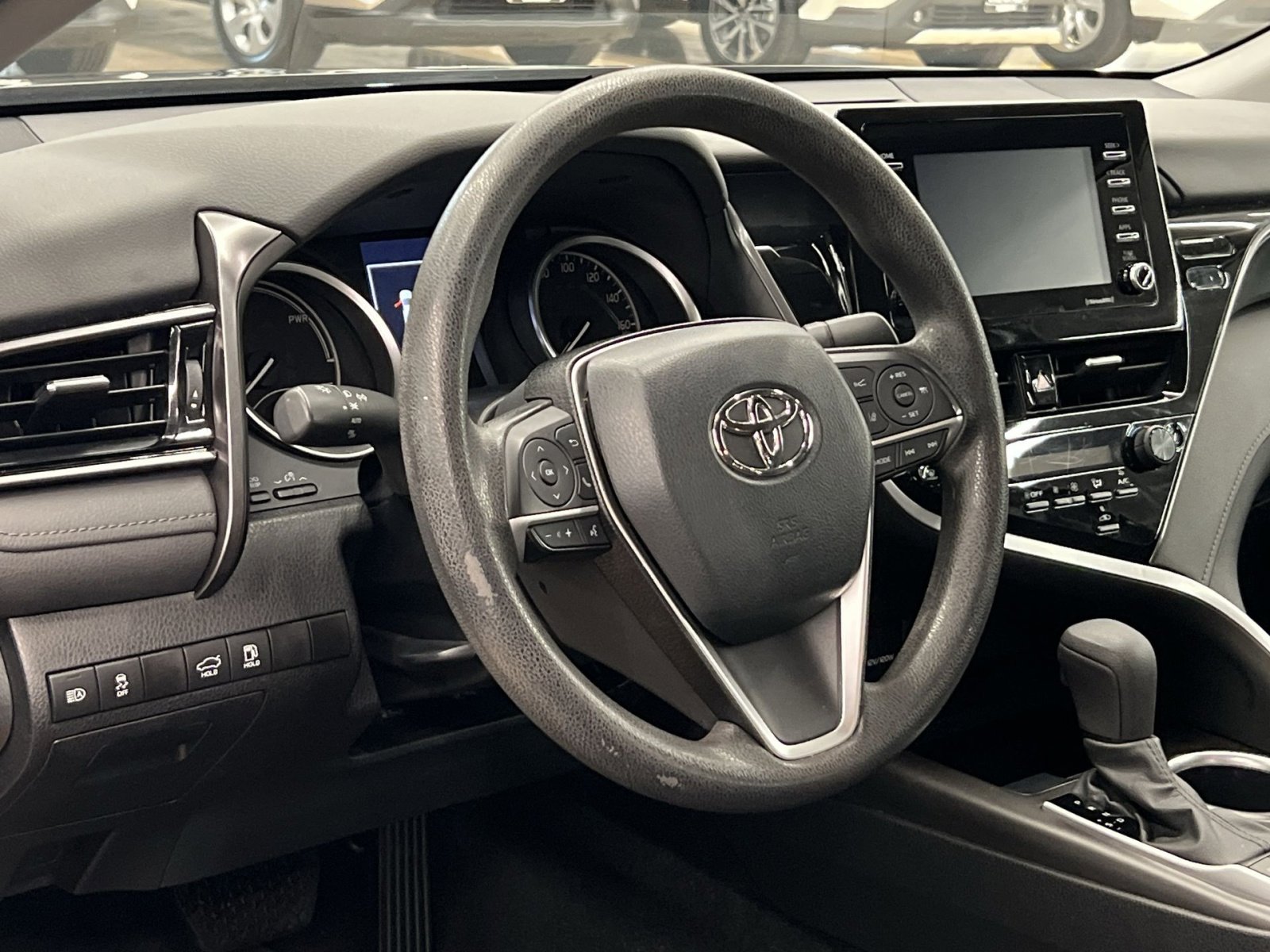 Used 2023 Toyota Camry LE image 14