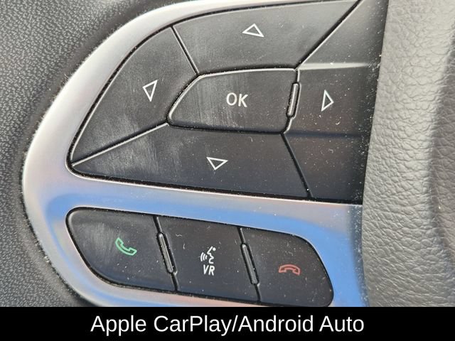Used 2022 Chrysler Pacifica Touring-L FWD image 15