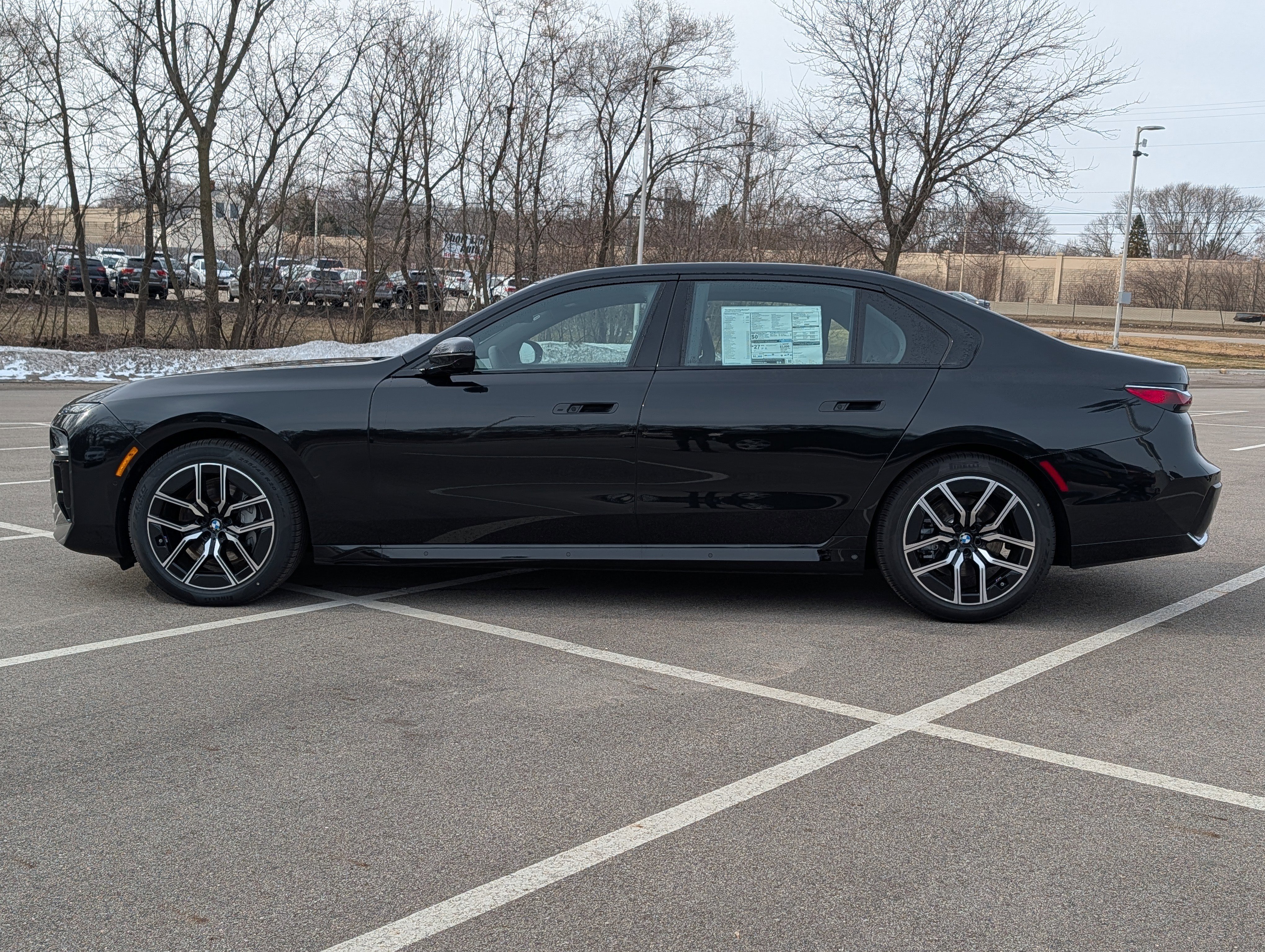 New 2026 BMW 740i xDrive w/ Executive Package video 3