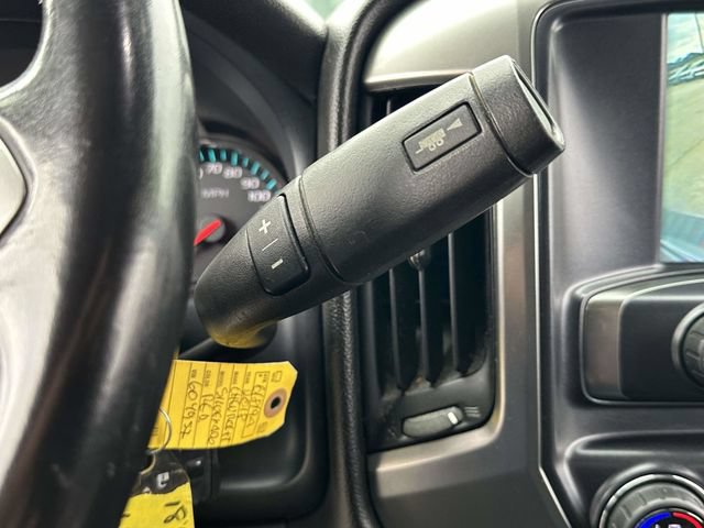 Used 2018 Chevrolet Silverado 1500 LT w/ All Star Edition AWD/4WD image 9
