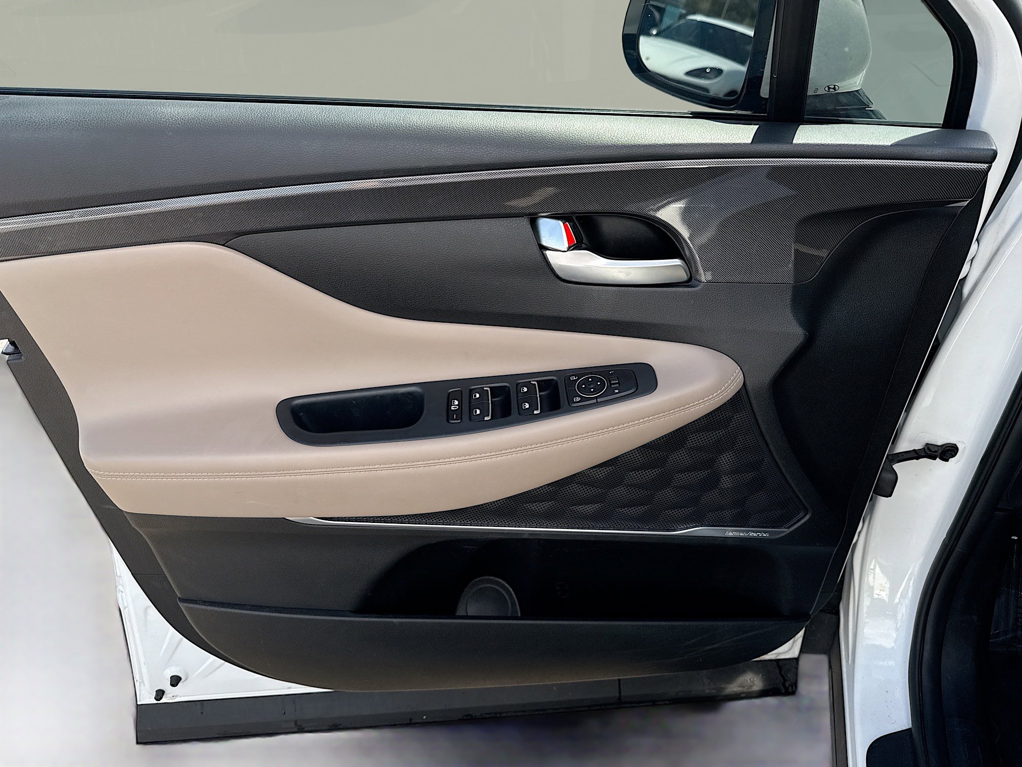 Used 2022 Hyundai Santa Fe SEL w/ Convenience + Premium Package image 22