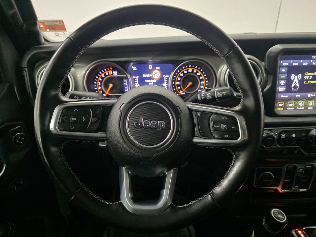 Used 2021 Jeep Wrangler Unlimited Sahara w/ Uconnect 4C Nav & Sound Group image 4