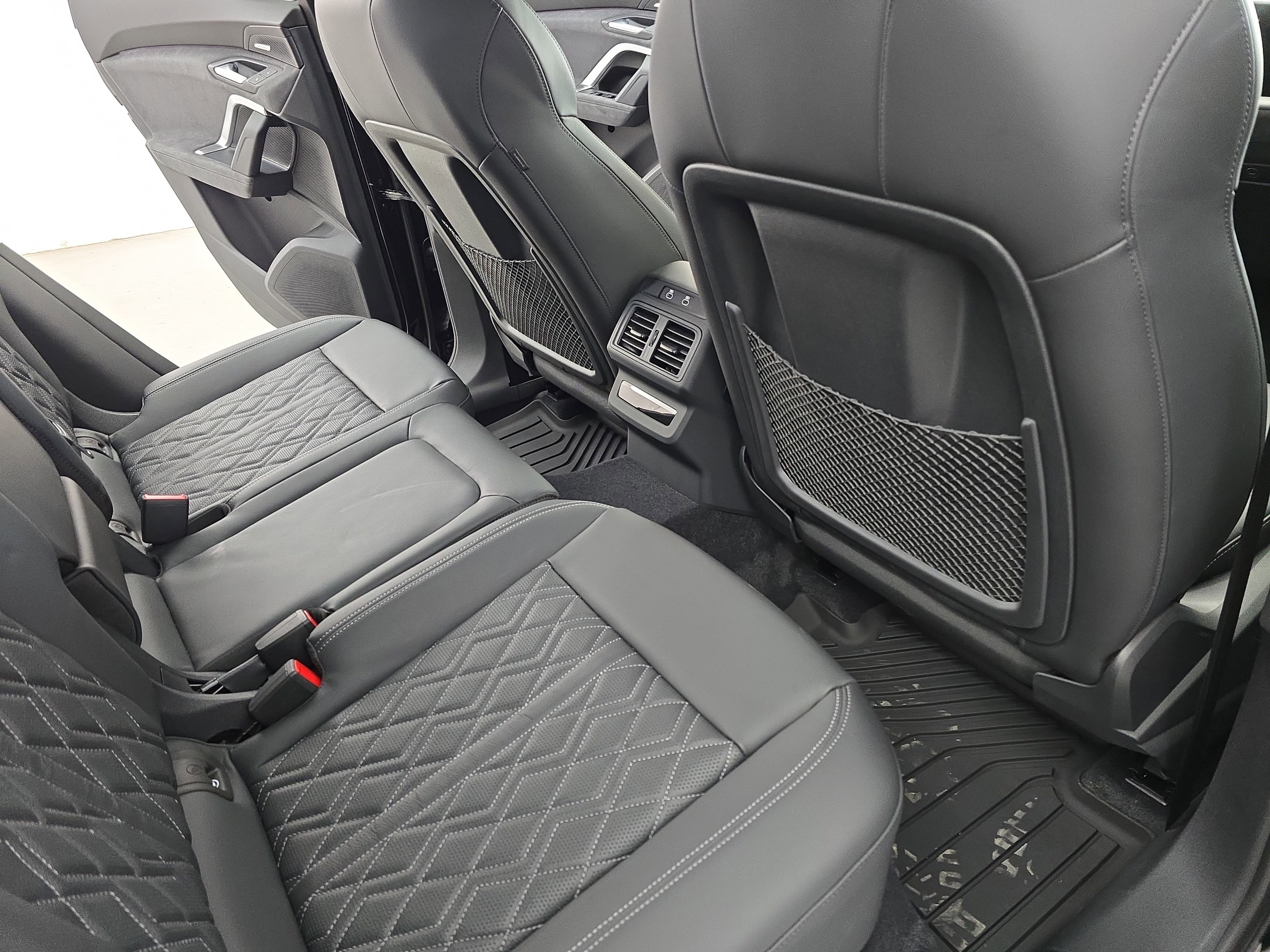 New 2026 Audi SQ5 Premium Plus image 11