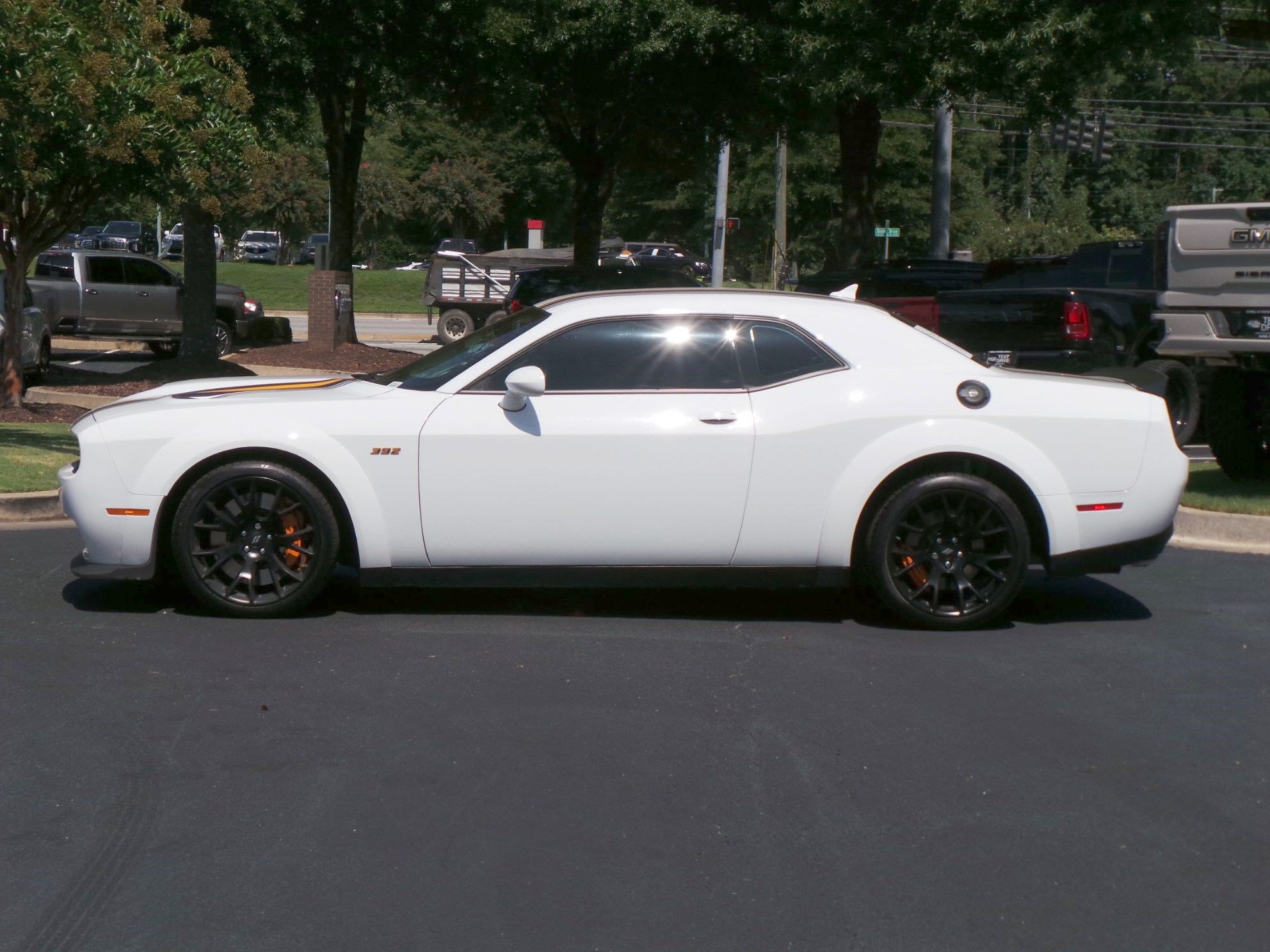 Used 2022 Dodge Challenger R/T Scat Pack RWD image 5