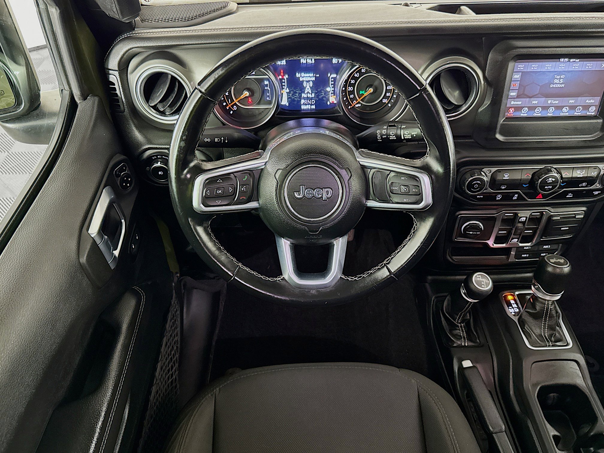 Used 2021 Jeep Wrangler Unlimited Sahara w/ Dual Top Group image 16